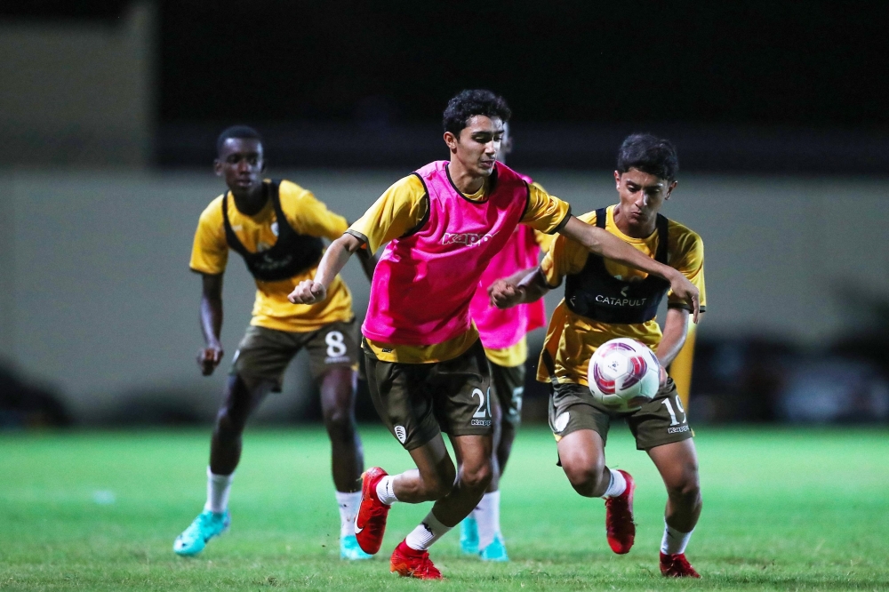 Oman U17 training2