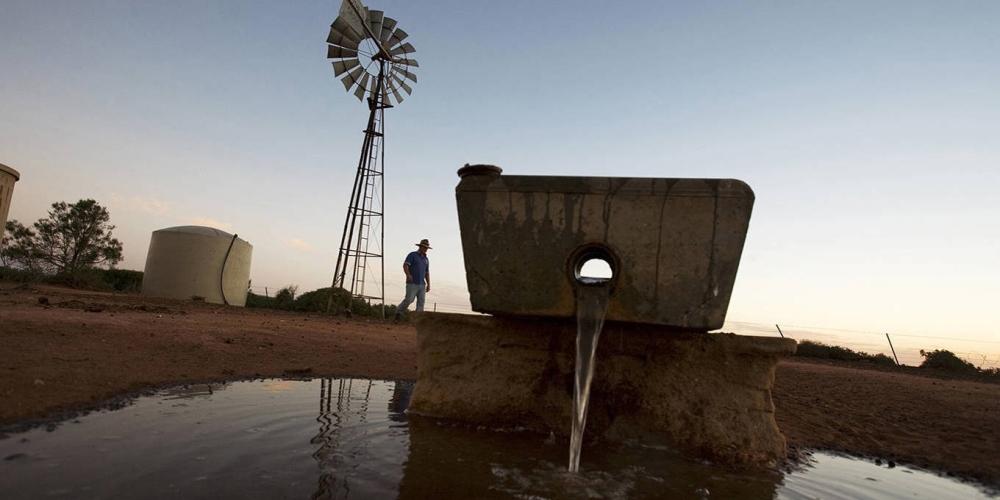 Water markets have been heralded for their ability to allocate water more efficiently. 