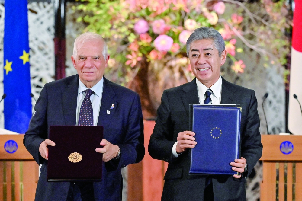 Japan, EU announce new defence pact