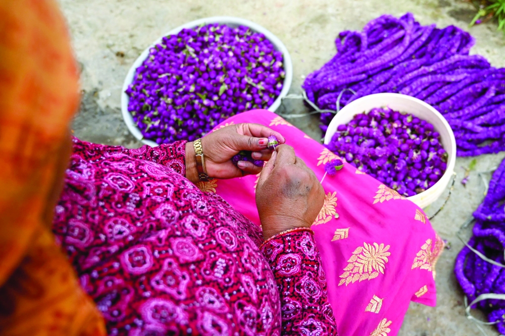 Nepali women's flowering prosperity from garland industry