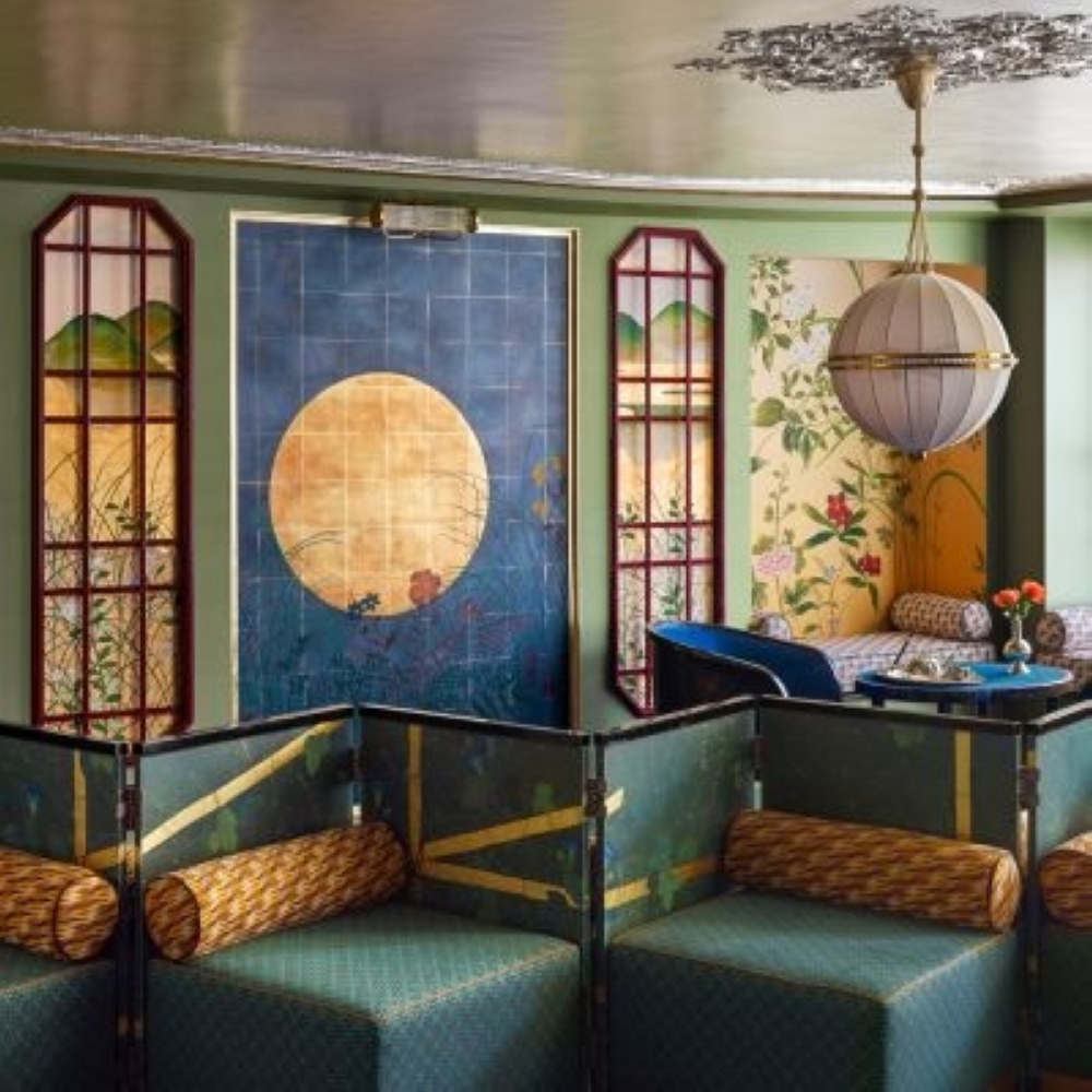 Live Painting Demonstration _ with Evie Collins and de Gournay