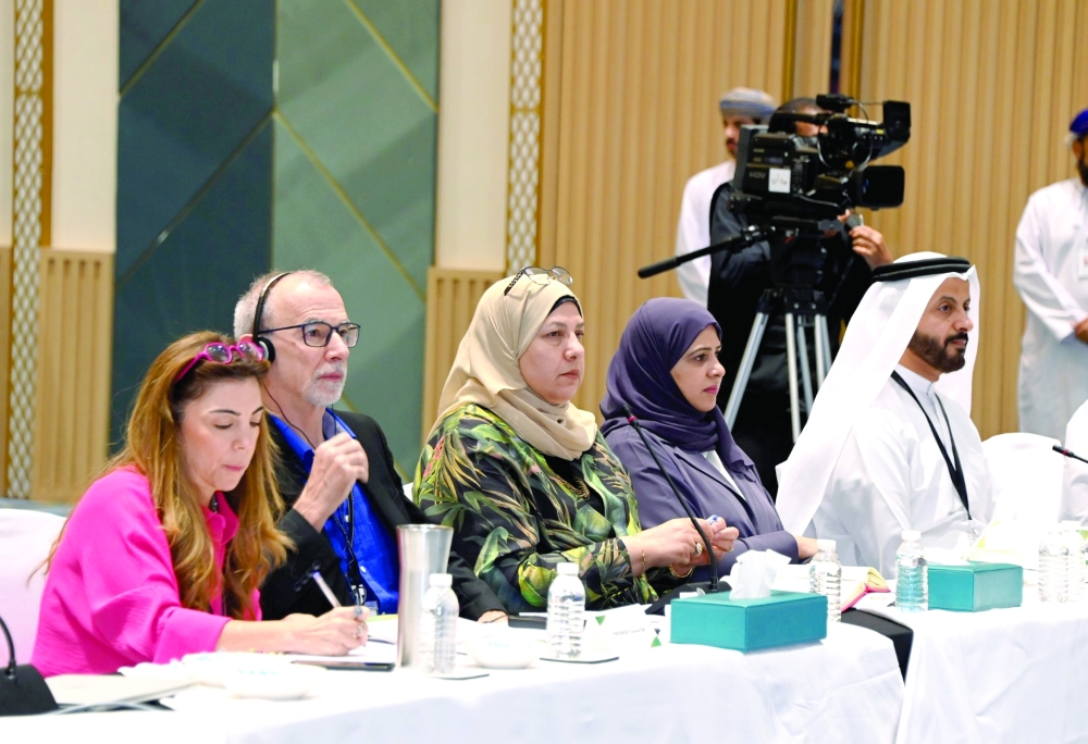 The symposium, based on the mandate of the 30th Arab Summit, addressed the existing care and protection services for the elderly.
