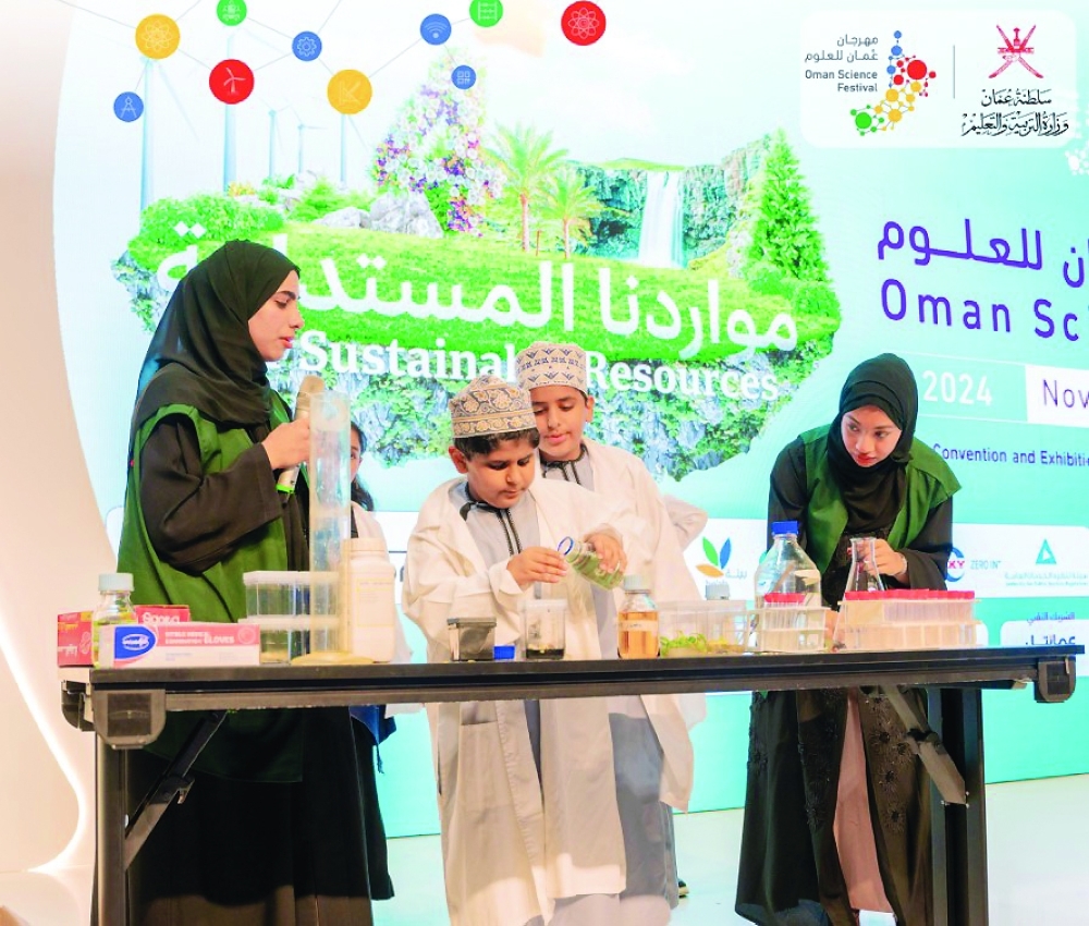 The festival contributed to developing students' knowledge, and aimed to deliver science to students.