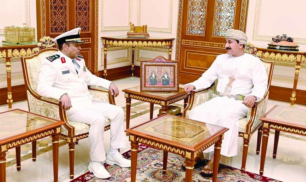 Royal Office Minister receives Chief of Staff of Saudi Naval Forces