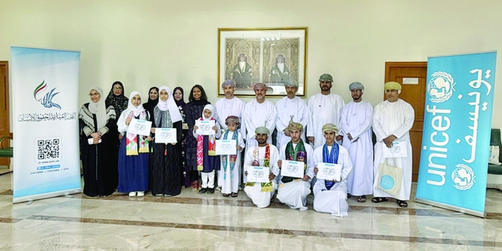 Unicef hosts dialogue session for Al Dakhiliyah students