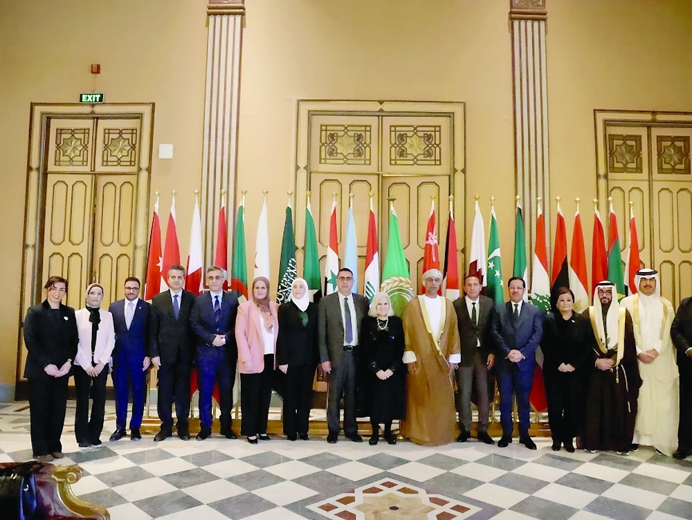 The session discussed population policies and programmes in Arab countries. — ONA
