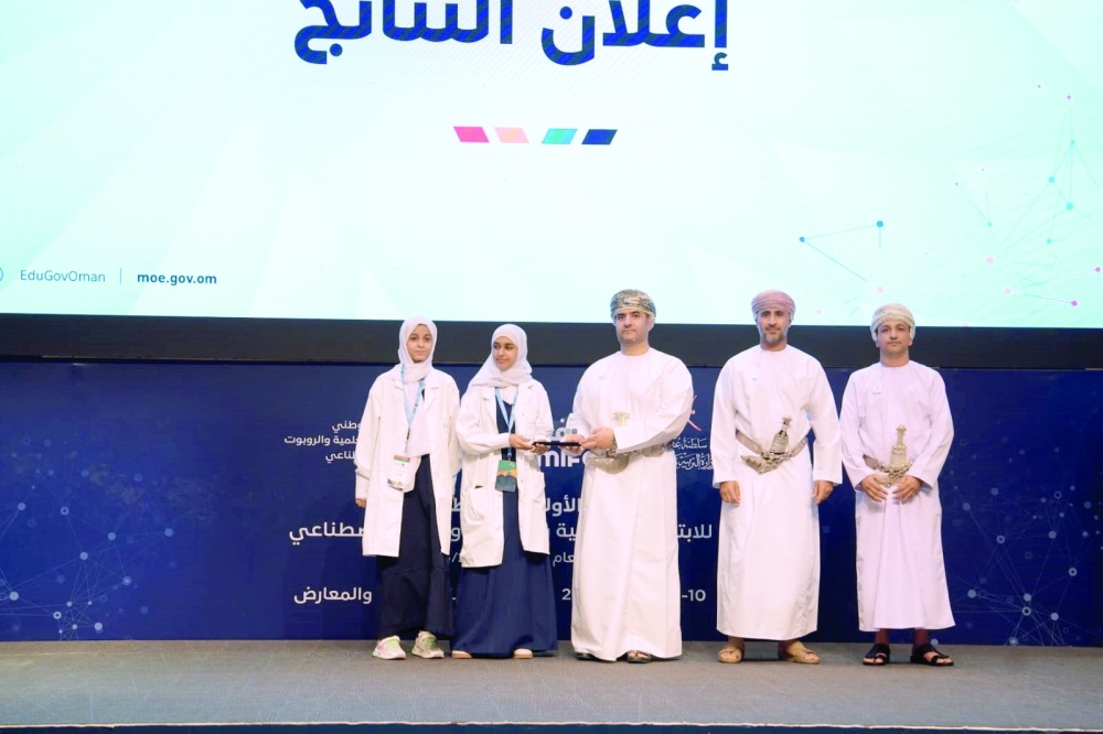 MoE celebrates student innovation, robotics at National Olympiad