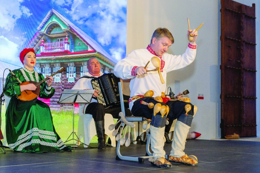 A Russian concert titled 'Vecherka', a folkloric gathering introduces attendees to an ancient Russian leisure tradition