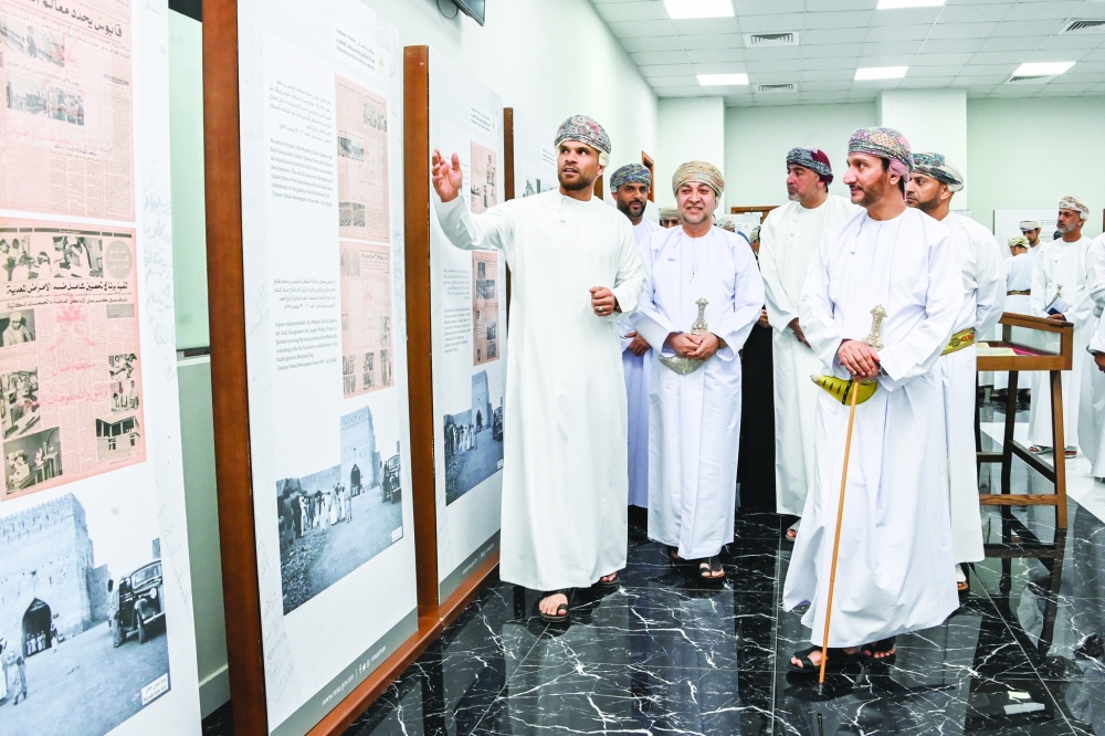 The symposium explored Muttrah's significance as a commercial and cultural hub.