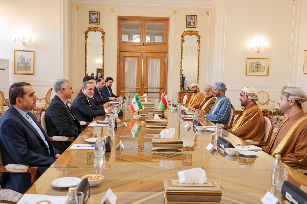   Sayyid Badr and Abbas Araghchi hold bilateral talks in Tehran