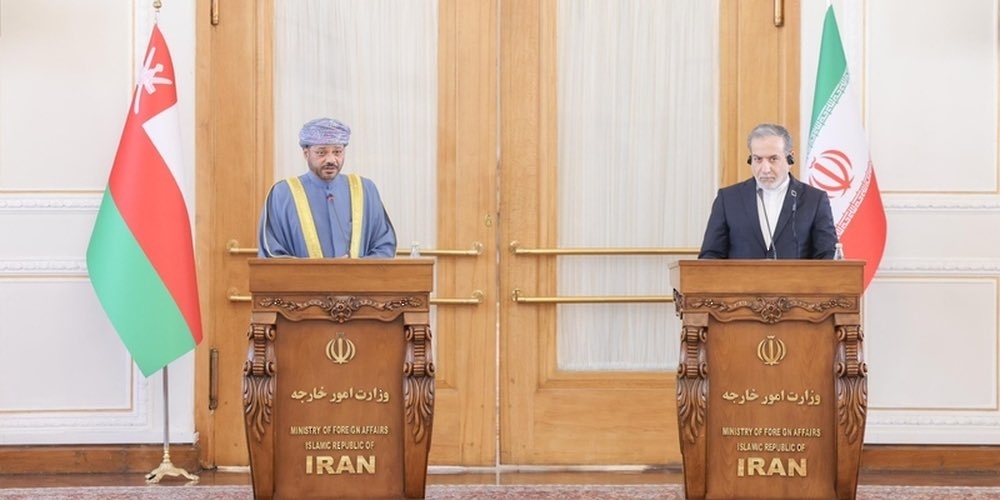 A joint press conference by Sayyid Badr and Dr Abbas Araqchi in Tehran 
