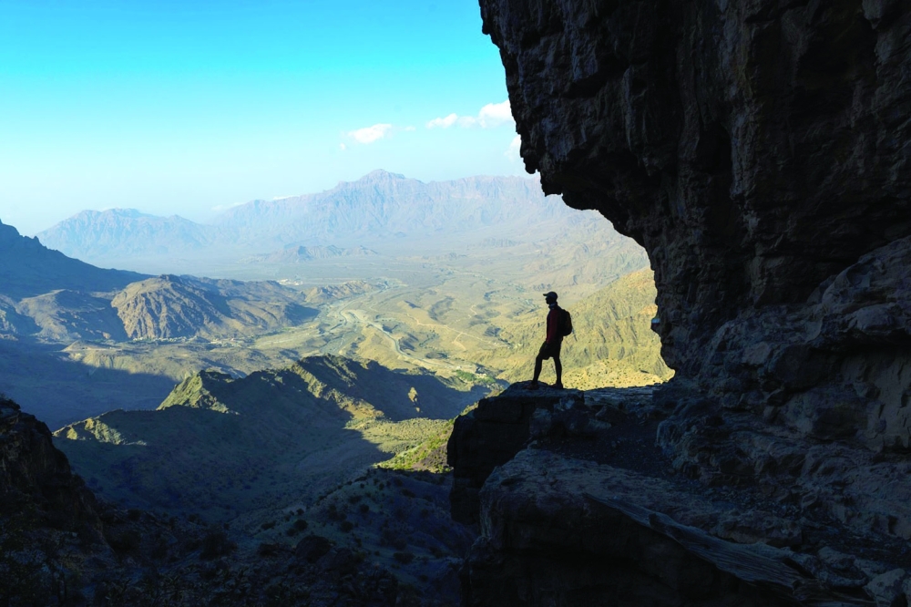 Explore the thrills of Hadash this winter