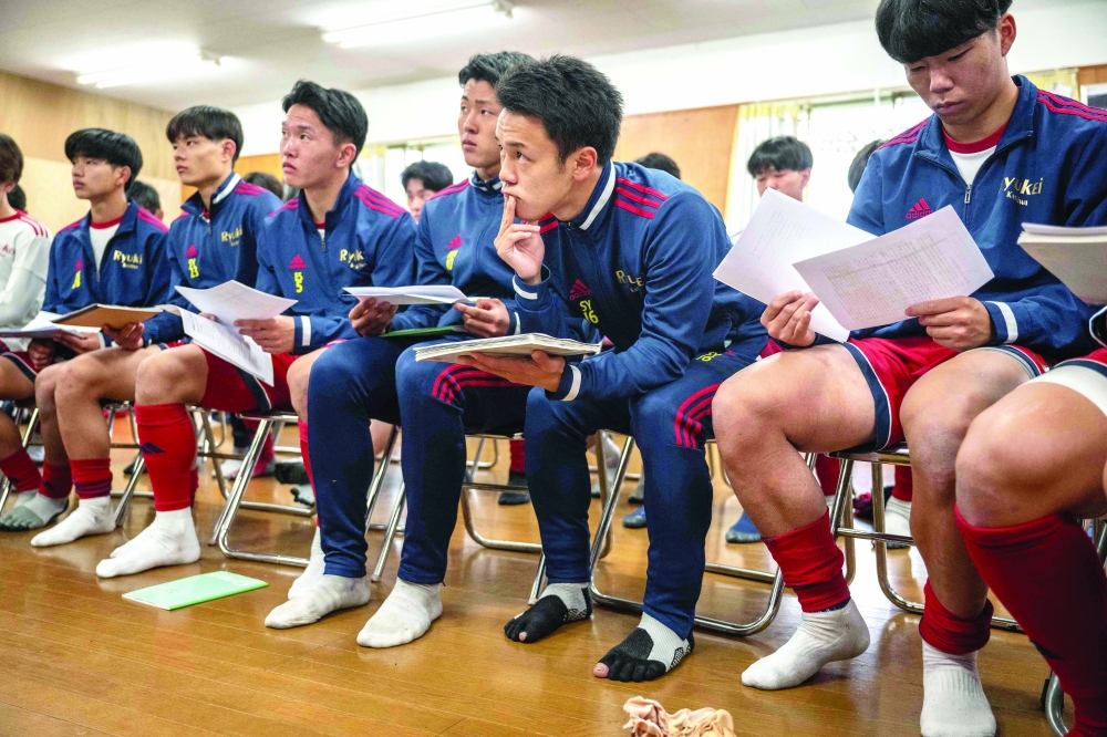 Japan's popular school football scene