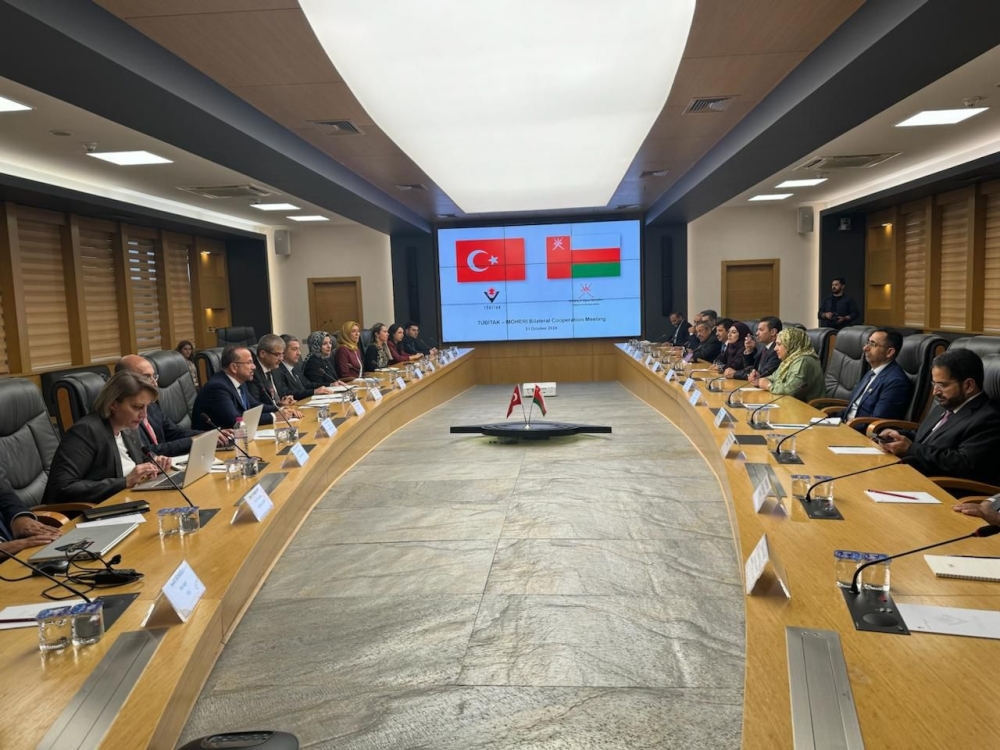 The forum will include a number of dialogue sessions in the humanities and natural sciences 