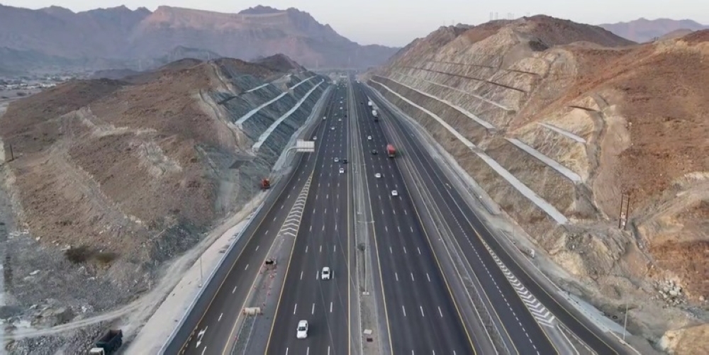 The Ministry, in coordination with the Tender Board, awarded road projects worth over RO 300 million in 2024. These projects cover various governorates and are designed to meet international technical standards.