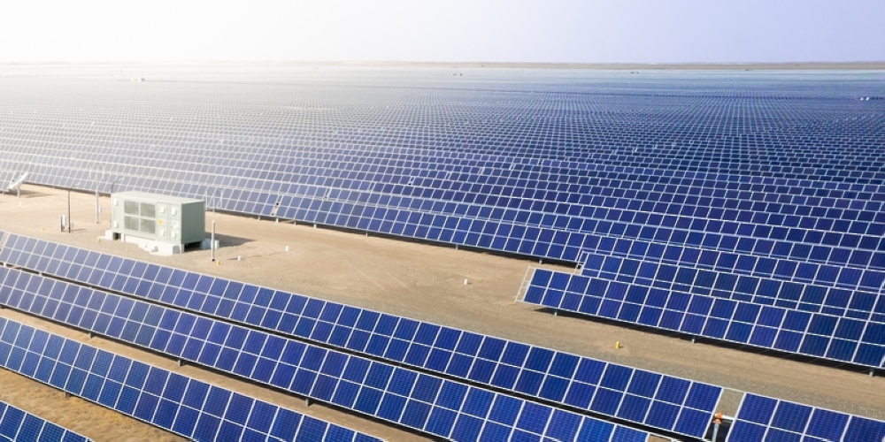 These commitments seek to align companies with international climate targets, such as the 1.5°C global warming target outlined in the Paris Agreement.