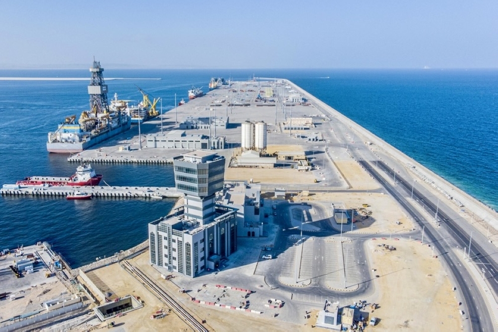 This advantageous position is enhanced by world-class infrastructure, including the expanding Port of Duqm, the efficient Port of Salalah, Sohar, and the historic Port Sultan Qaboos.