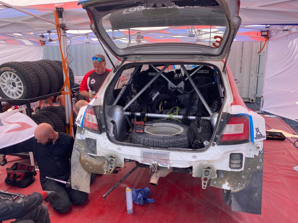 Autotek technicians repair Abdullah Al-Rawahi's at Sohar.