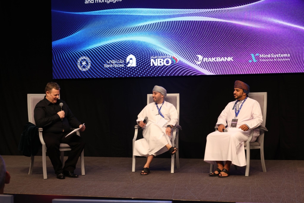 Financial institutions must navigate data governance challenges, regulatory compliance, and ethical AI use to fully harness AI’s potential.