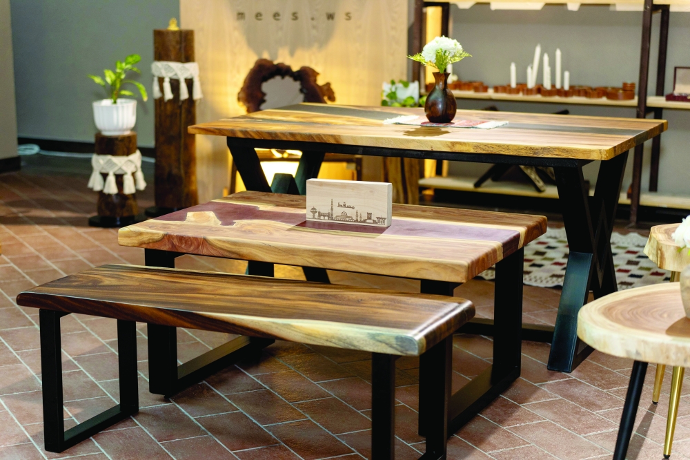 Omani artist repurposes leftover wood to craft unique items