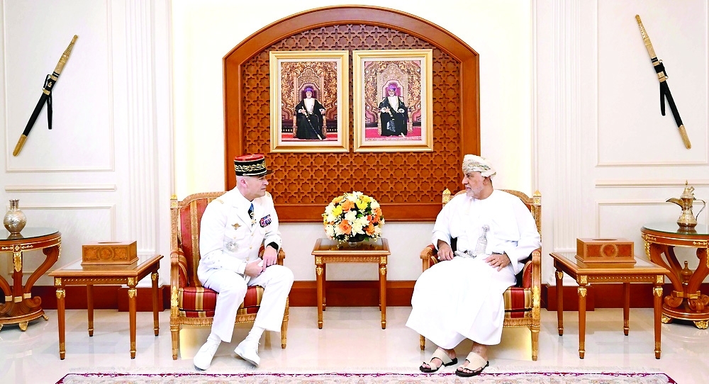 HH Sayyid Shihab bin Tarik al Said holds talks with Gen Thierry Burkhard, French defence official