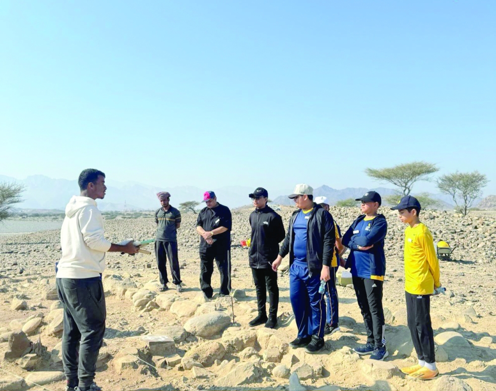 The visit underscored the significance of field learning in connecting students to their heritage and fostering national pride.