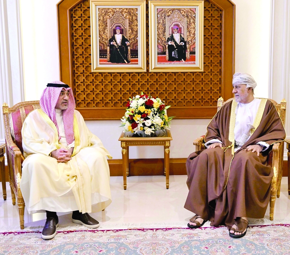Sayyid Shihab receives Kuwaiti official