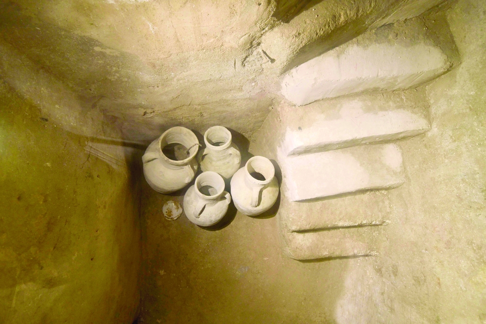 Iraq's famed 'hunchback' of Mosul rebuilt brick by brick