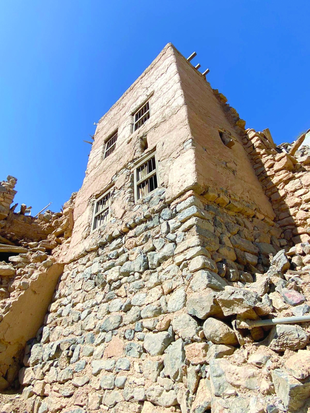 An abandoned village as pictured by Michał Kalarus and Anna Łukasik