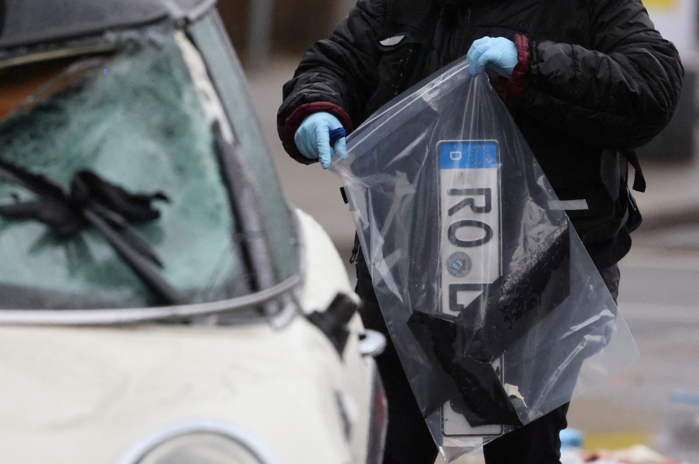 Dozens hurt in suspected car ramming attack in Munich before German election