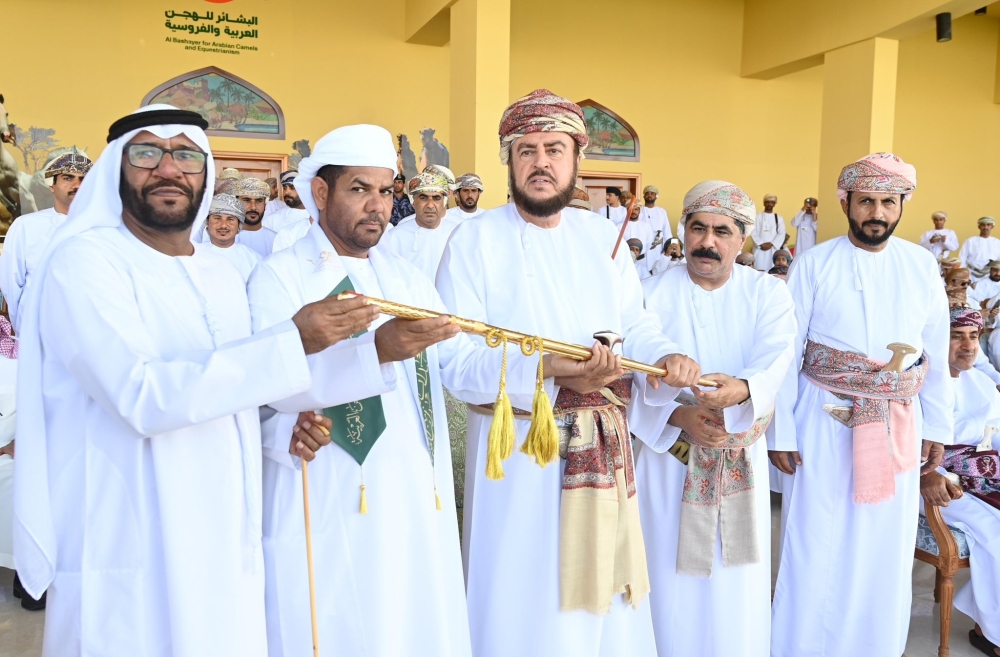  His Highness Sayyid Asaad bin Tarik al Said, Deputy Prime Minister for International Relations and Cooperation Affairs, Personal Representative of His Majesty the Sultan, presided over the closing ceremony at Al Bashayer Arabian Camel Racecourse in Adam 