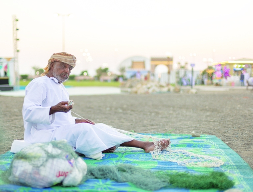 Tapping into the skills of elder Omani artisans crucial to continuation of traditions