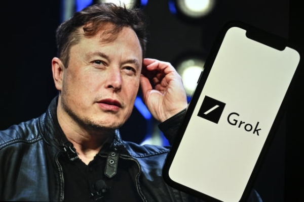 Musk launches 'scary smart' AI chatbot