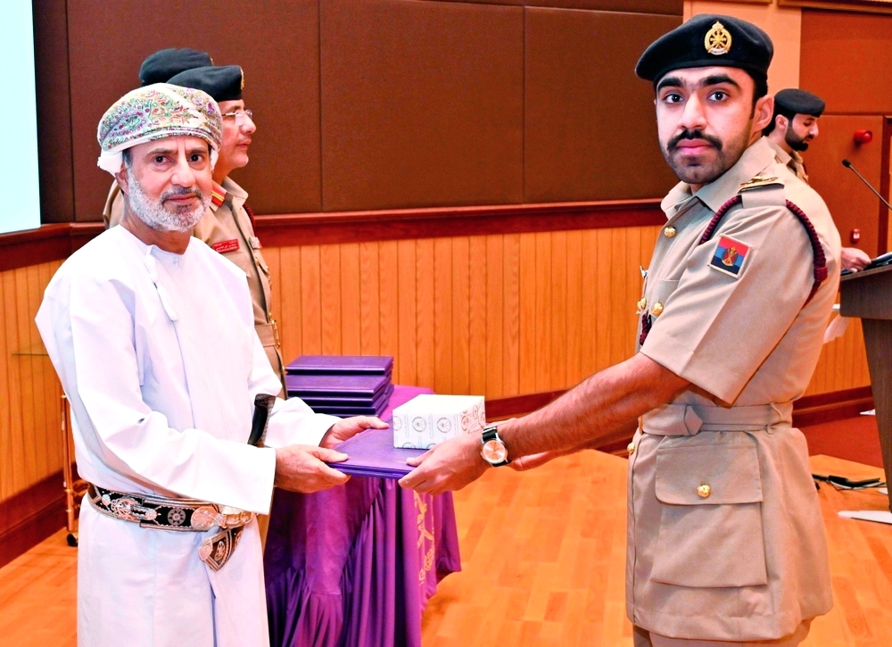 The ceremony was held under the auspices of Eng Oday al Maawali, Head of the Medical City for Military and Security Services.— ONA