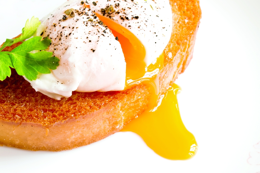 Are runny egg yolks safe to eat?