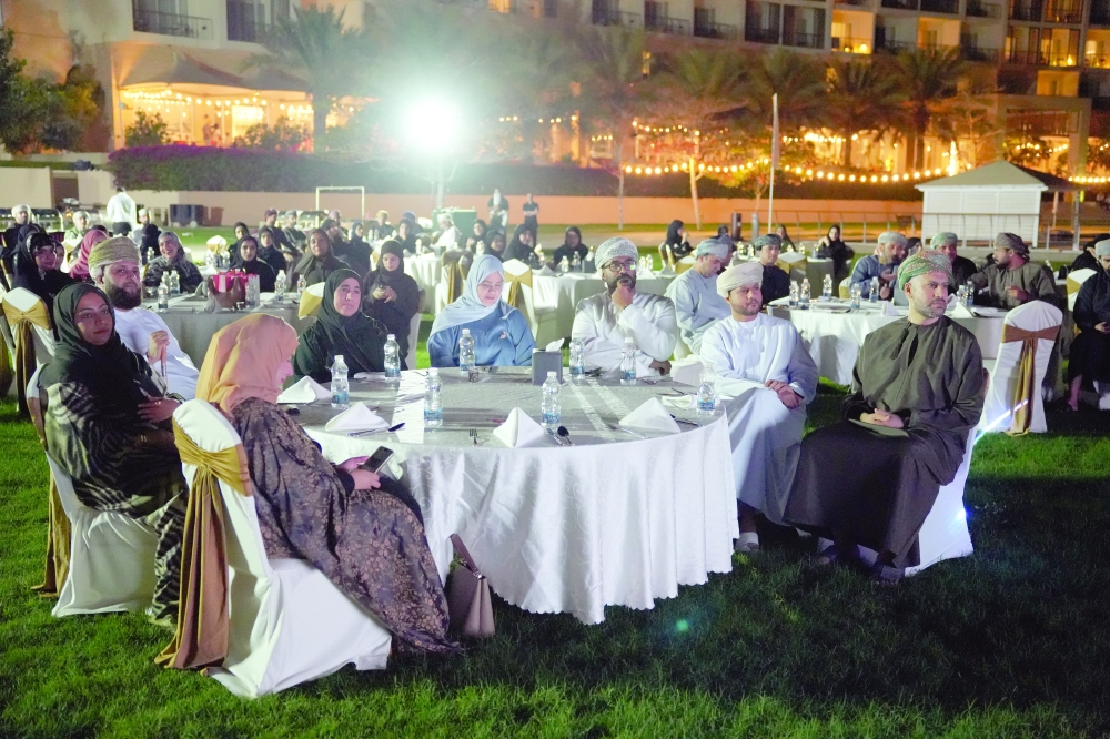 UTAS Al Musannah hosted the 2025 Graduates Forum for over 100 graduates