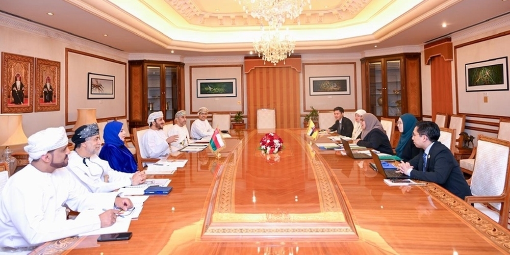 The session was led by Shaikh Khalifa Ali al Harthy and Pengiran Norhashimah binti Pengiran Mohd