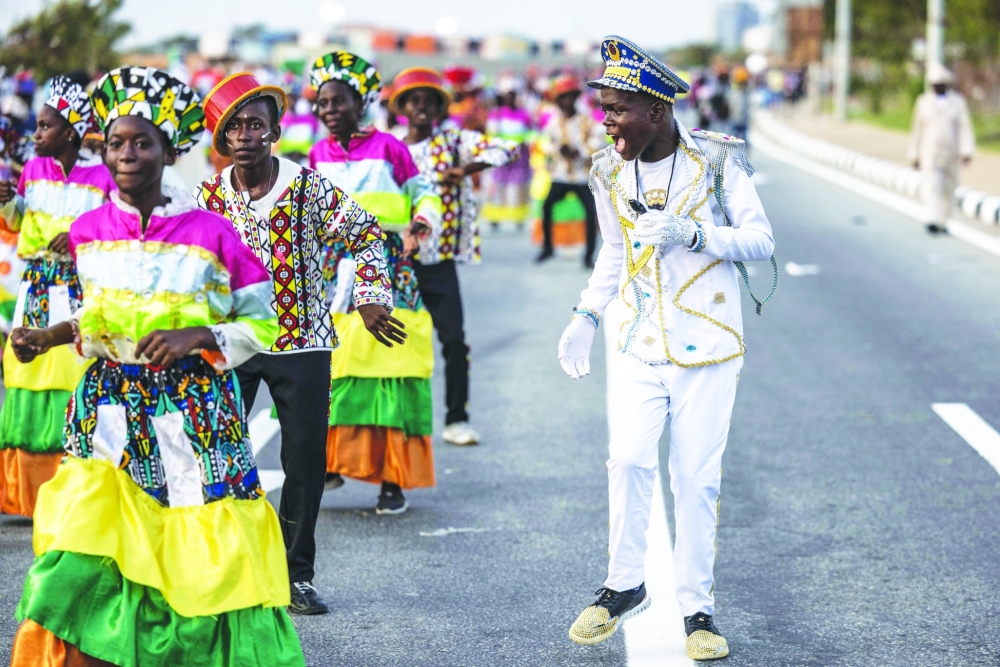 Colourful Angolan carnival celebrates half century independence