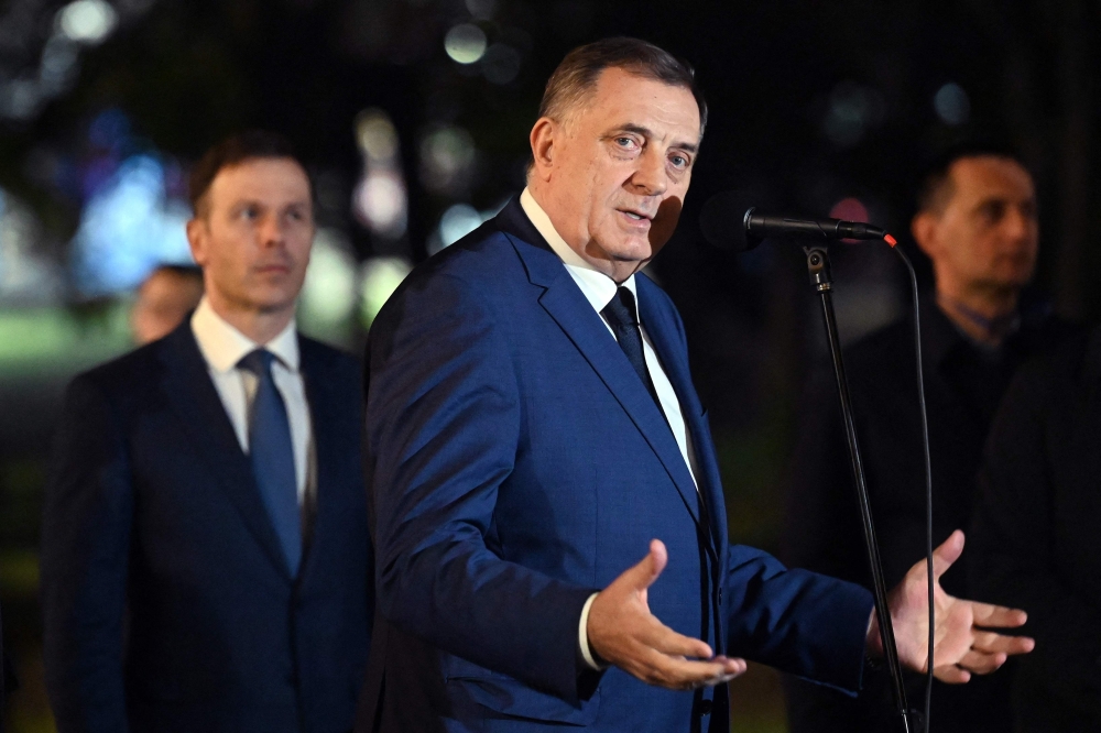 Bosnian Serb leader Milorad Dodik (C) delivers a speech flanked by Serbia's President, in Banja Luka. — AFP file photo