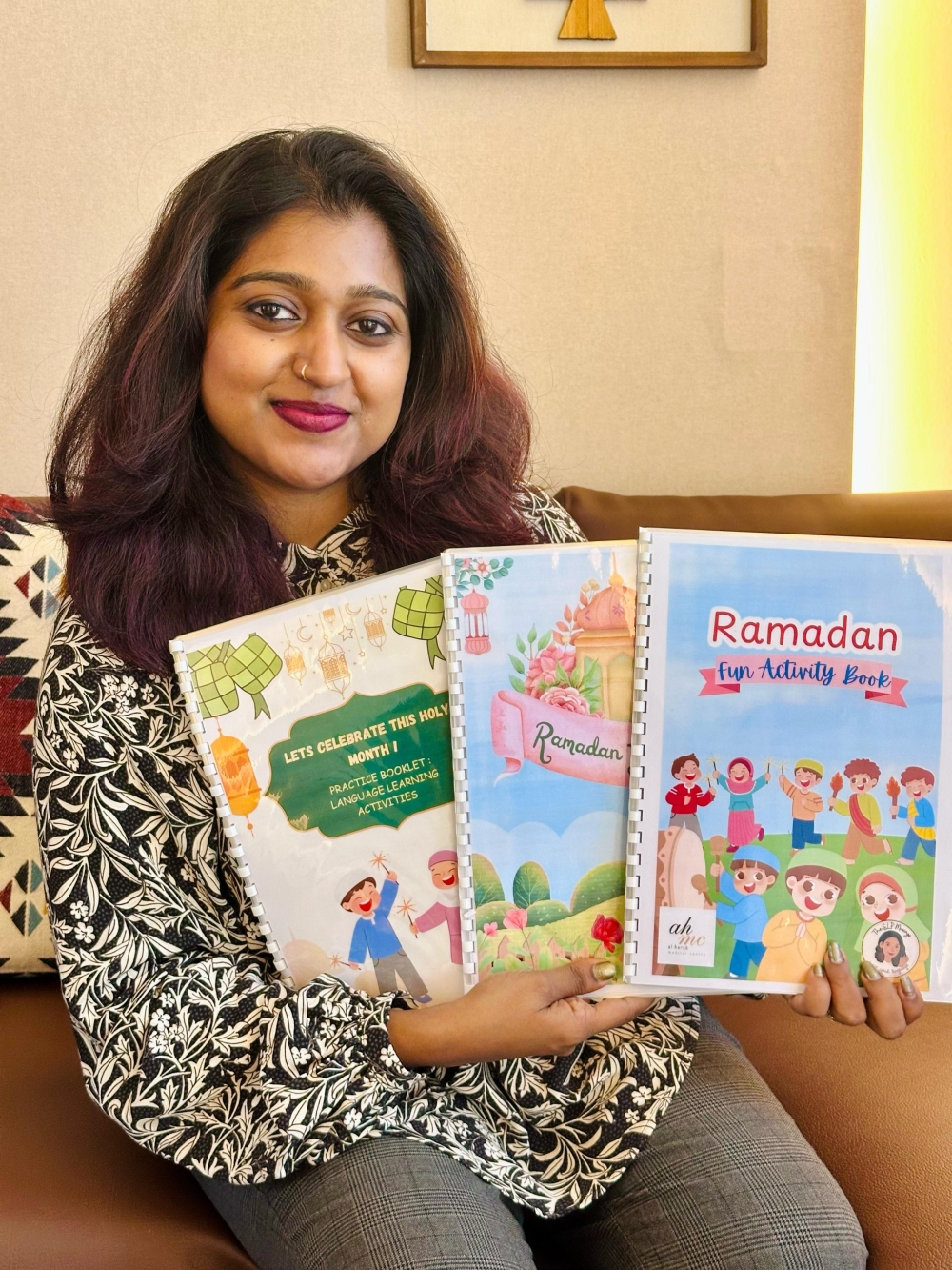 Pristine Sara George poses with Ramadhan Edition of Cute Little Talkers Tool Kit