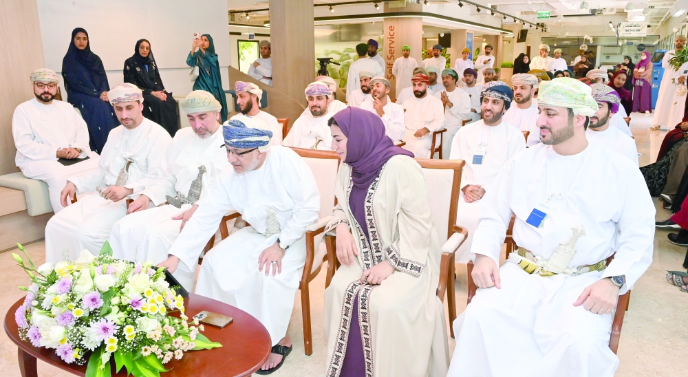 The platform, an online store, was launched under the auspices of  Salim bin Mohammed al Mahrouqi, Minister of Heritage and Tourism.