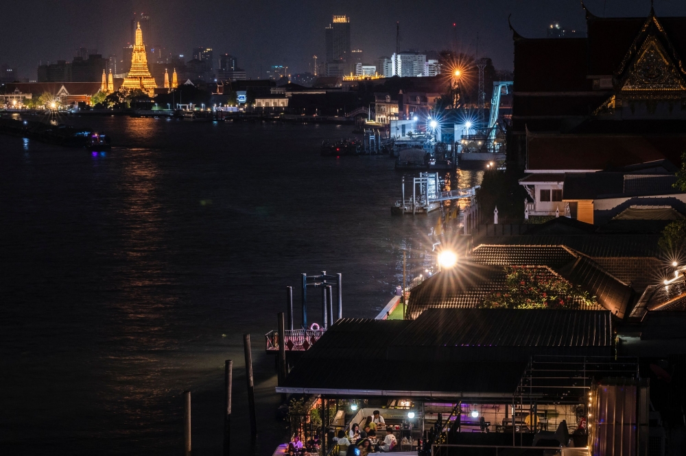 The Wat Arun Buddhist temple 