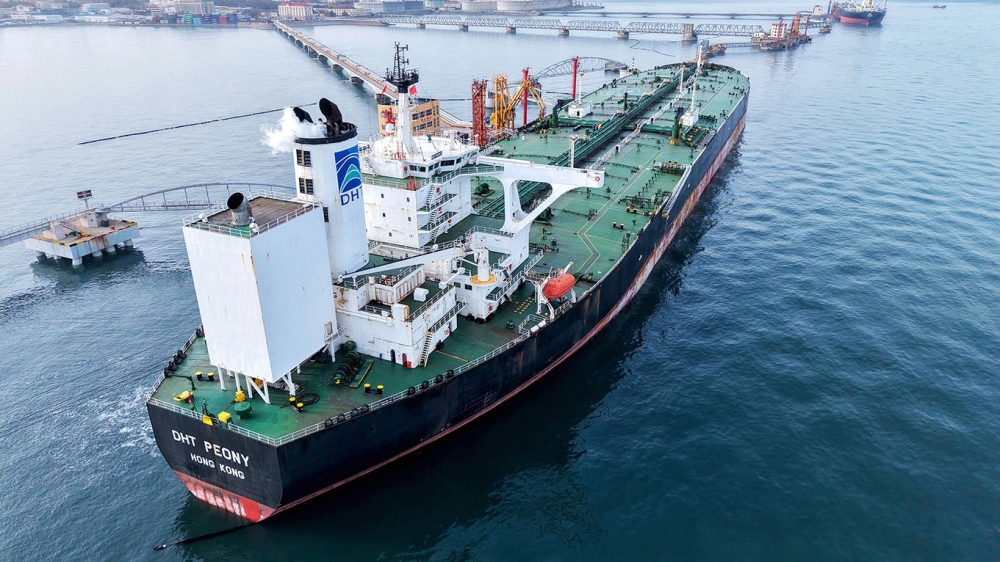 International shipping uses more than 300 million tonnes of fossil fuels annually.