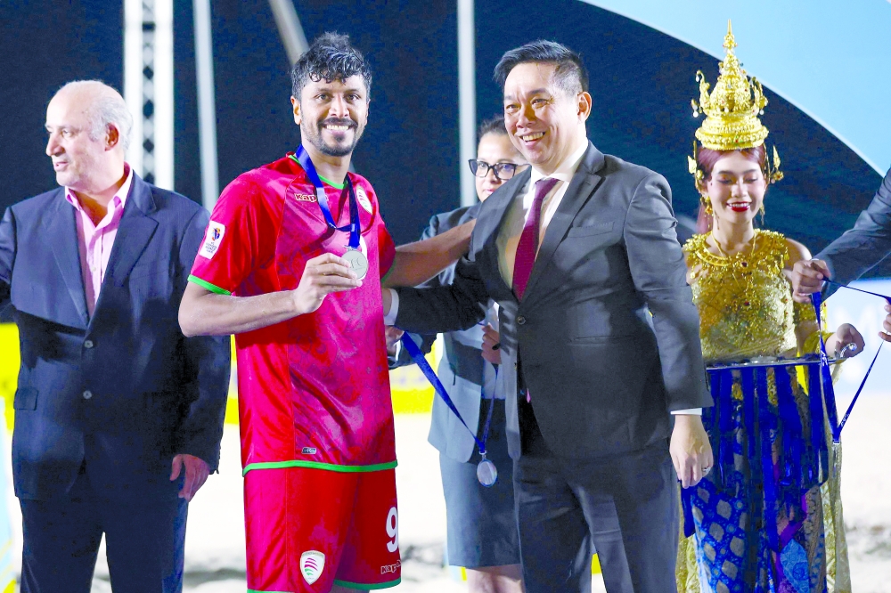 Oman player awarded the silver medal