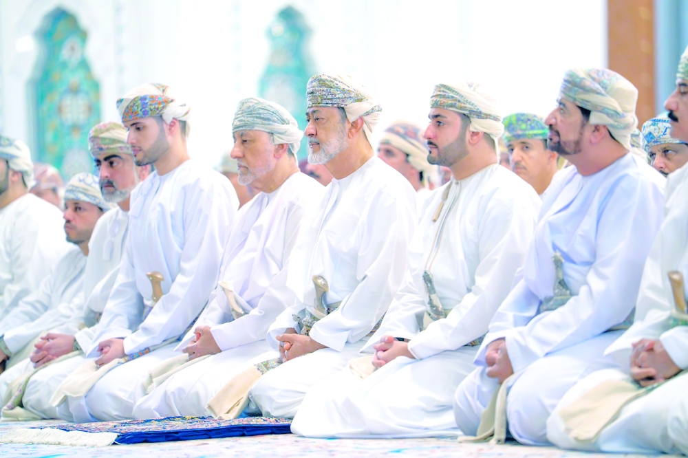 HM offers Eid prayers