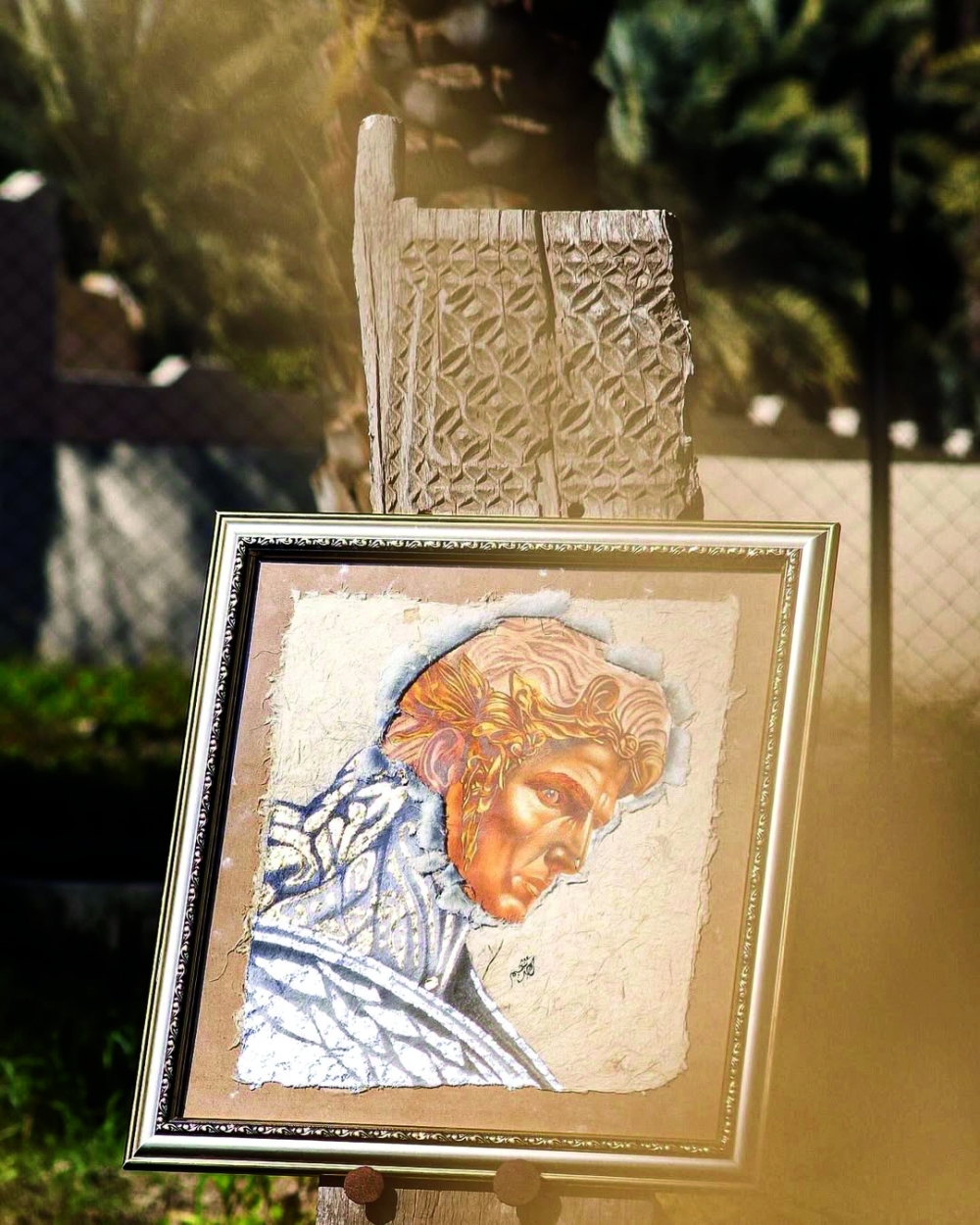 Creating high-quality paper from palm fronds and banana leaves