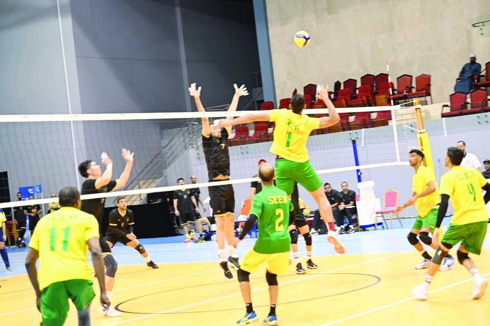 Seeb and Al Bashayer players in action. — Khalfan al Ruzaiqi