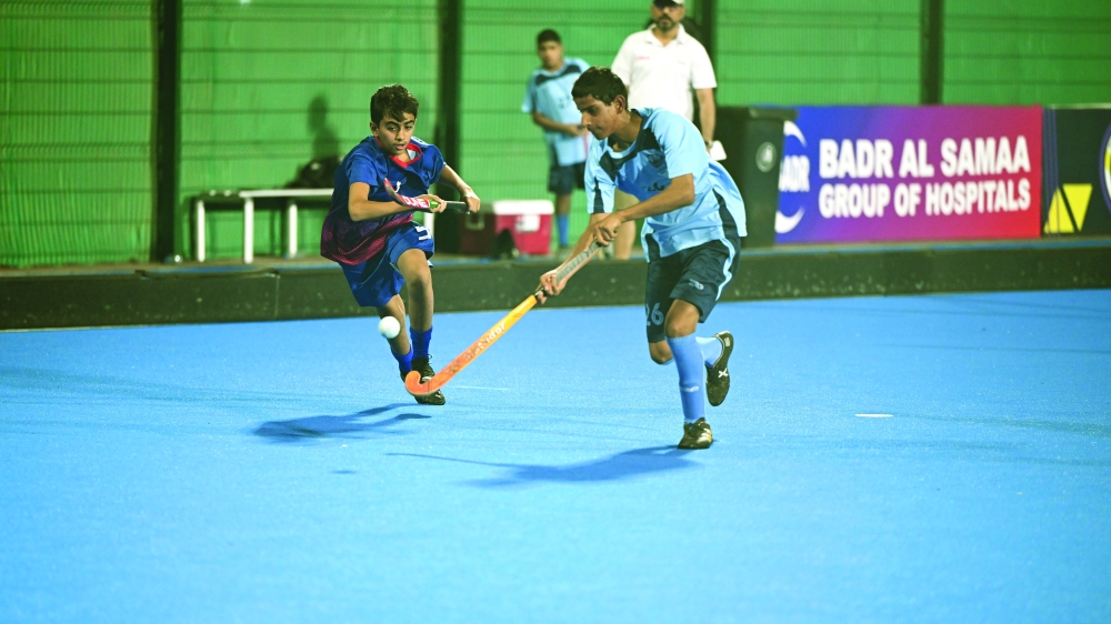 Games are played in two halves of 10 minutes each, with a 5-minute break between halves.