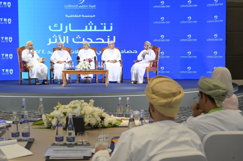 Officials from the Telecommunications Regulatory Authority (TRA) addressing the media on Wednesday. Picture by Shamsa al Harthy