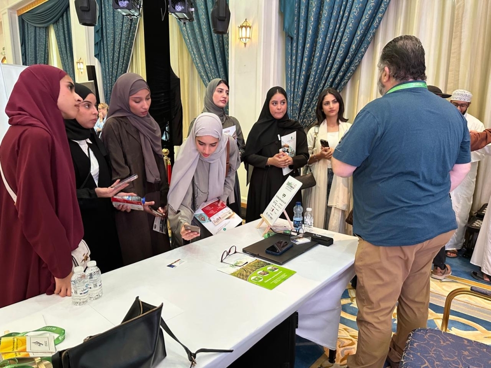 The Fair, the first of its kind in Oman, aimed to match students with prospective employers for paid internships. 